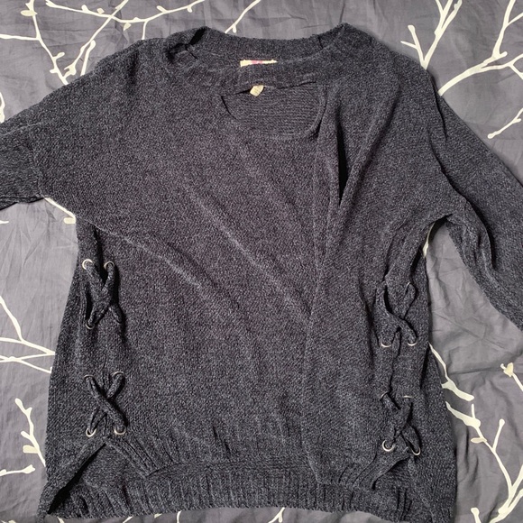 🦋Lace up Sweater- hippie rose - Picture 1 of 4